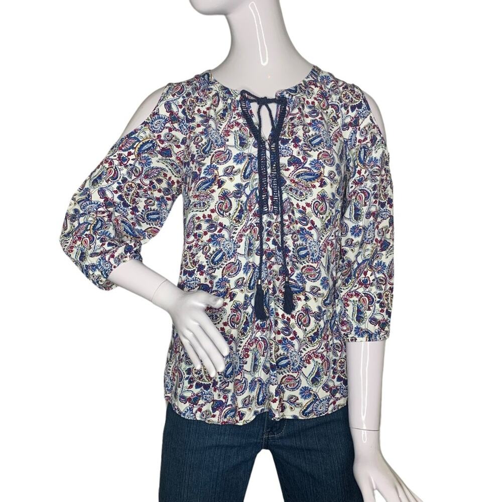 Daniel Rain women top 100% Rayon 3/4 Sleeve Cold Shoulder Size S Paisley…